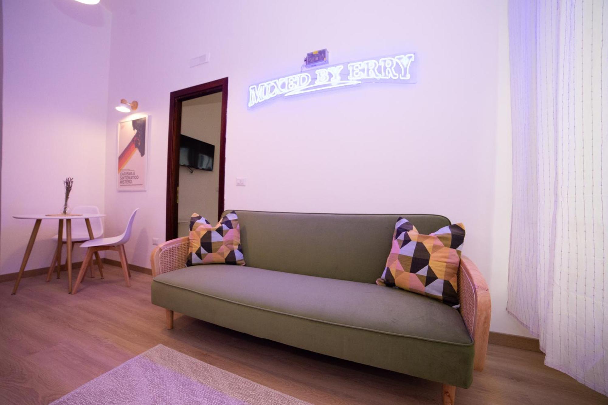 B&B 4Cella Napoli Eksteriør billede