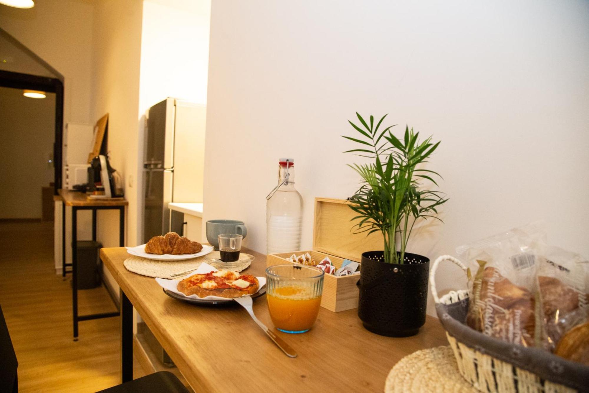 B&B 4Cella Napoli Eksteriør billede